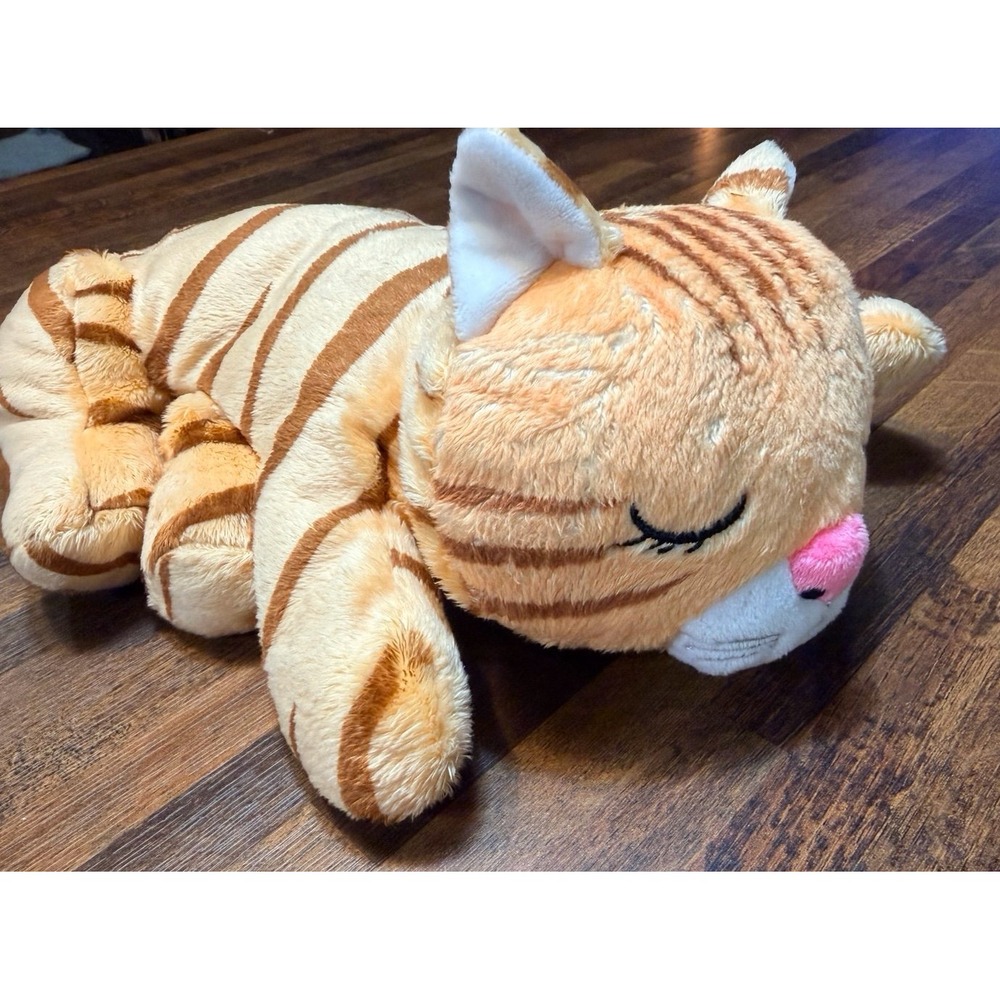 Pets know best Huggie Kitty cat soother/ toy. Plays hear beat and purring / heat